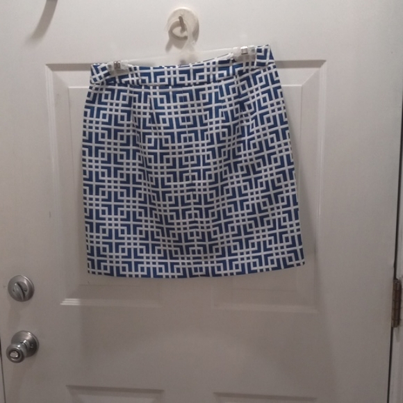 Loft Geo Blue/White Mini/Midi Skirt Size 2 - Picture 4 of 4